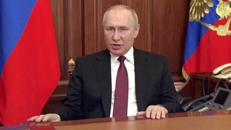 Bitcoin Staggers After Putin’s Nuclear Deterrence Alert Warning