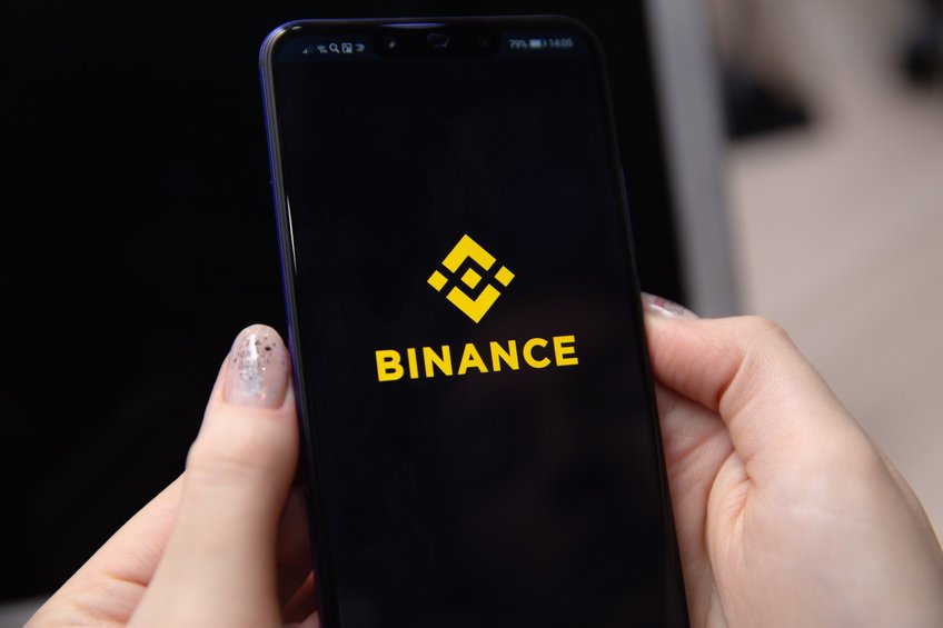 Binance resumes effort procuring and selling for LUNA and UST