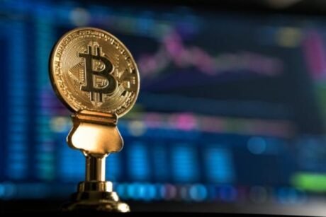 Bitcoin Futures Foundation Nears One-Year Lows, How Will This Affect BTC?