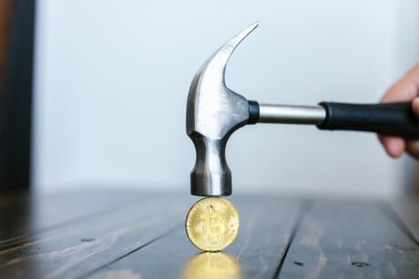 Crypto Market Loses $200 Billion As Bitcoin Plunges