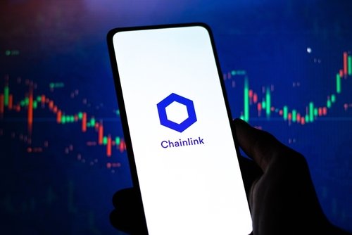 Chainlink note prediction because the date of anticipated LINK staking is announced