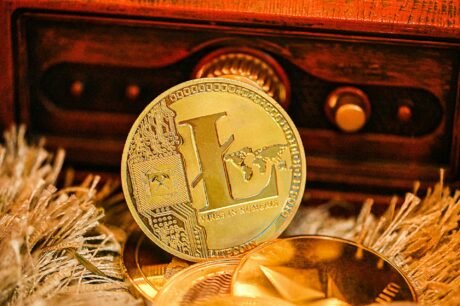 Litecoin (LTC) Shows Consolidation – Can We Build a query to A Reversal Soon?