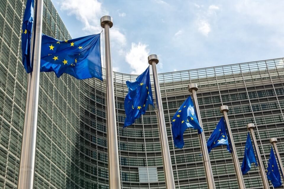 EU publishes final draft guidelines on complaints going through for stablecoin issuers