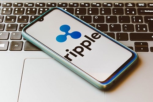 Gemini faucets Ripple to launch restricted edition bank card with 4% XRP cashback