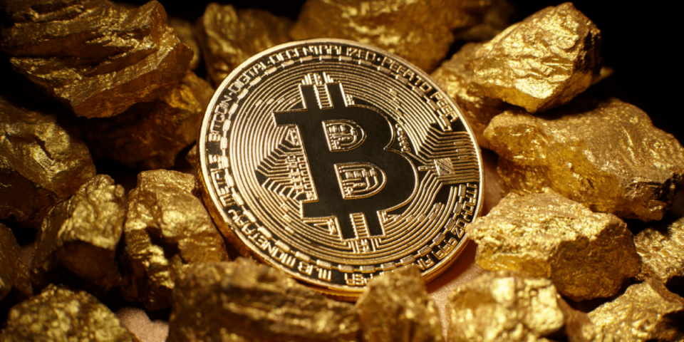 Gold Hits $30 Trillion Market Cap: When Will Crypto Earn Up?