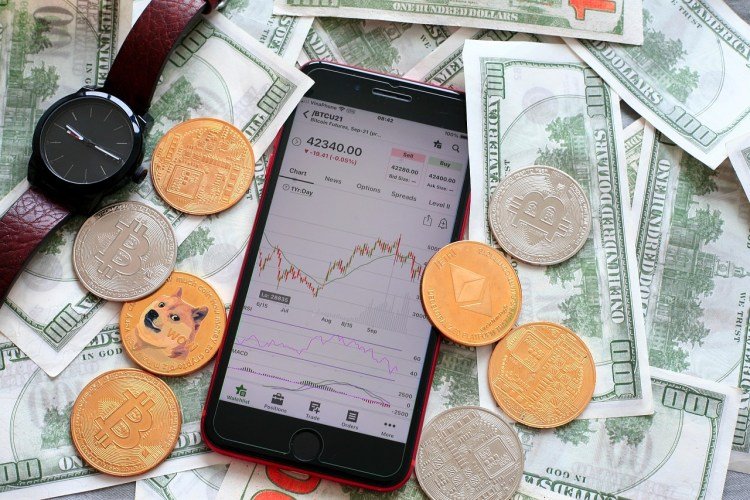 Signal That Led To Last 2 Altcoin Seasons Has Returned, And Here’s How Bitcoin Suits In