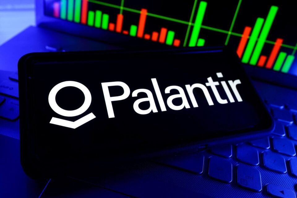 Palantir (PLTR) Stock Falls 2% Even After Getting a Wall Boulevard Give a boost to