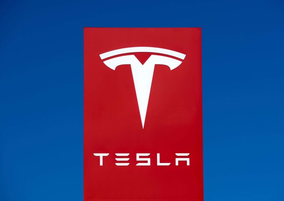 Tesla (TSLA) Stock: Semi Electrical Truck Heads to Europe With 2027 Supply Date